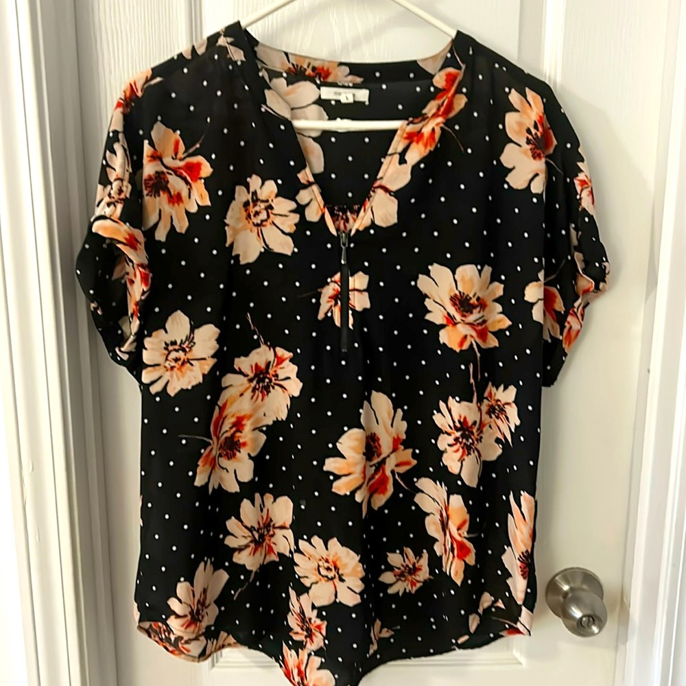 Maurice’s multi colored blouse